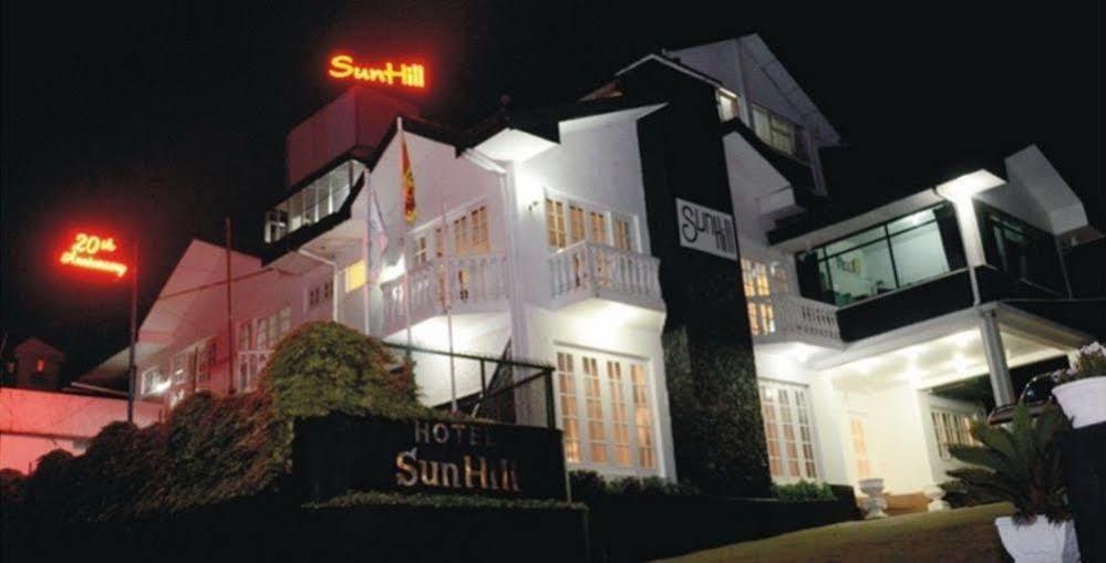 Hotel Sunhill Νουβάρα Ελίγια Εξωτερικό φωτογραφία